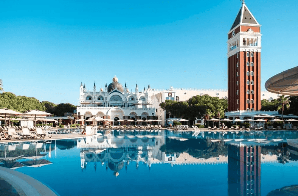 Ducale Lara Tüm Fotoğraflar